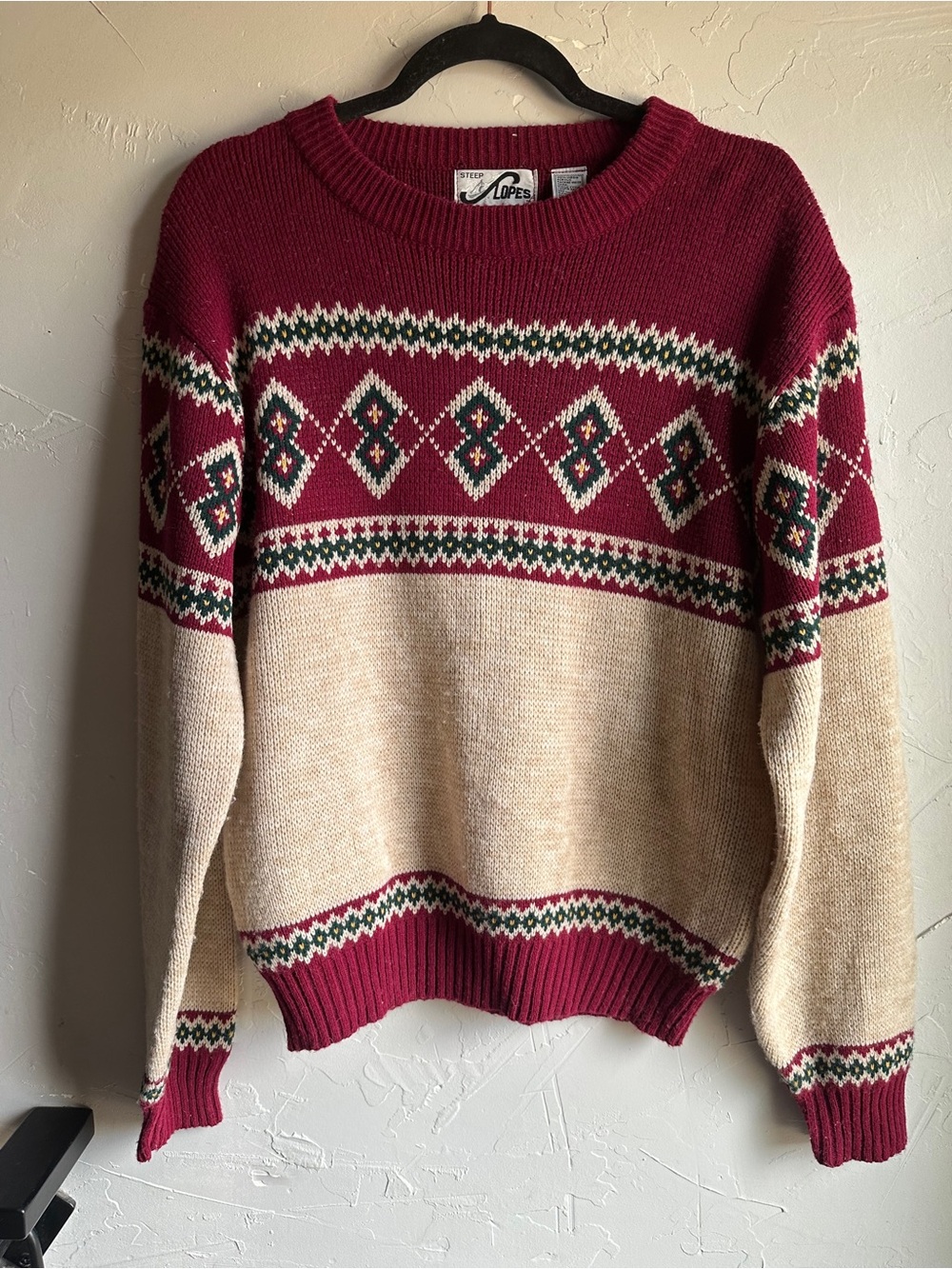 Vintage Fair Isle Sweater Burgundy Cream Nordic Folk Cottagecore Ski Knit